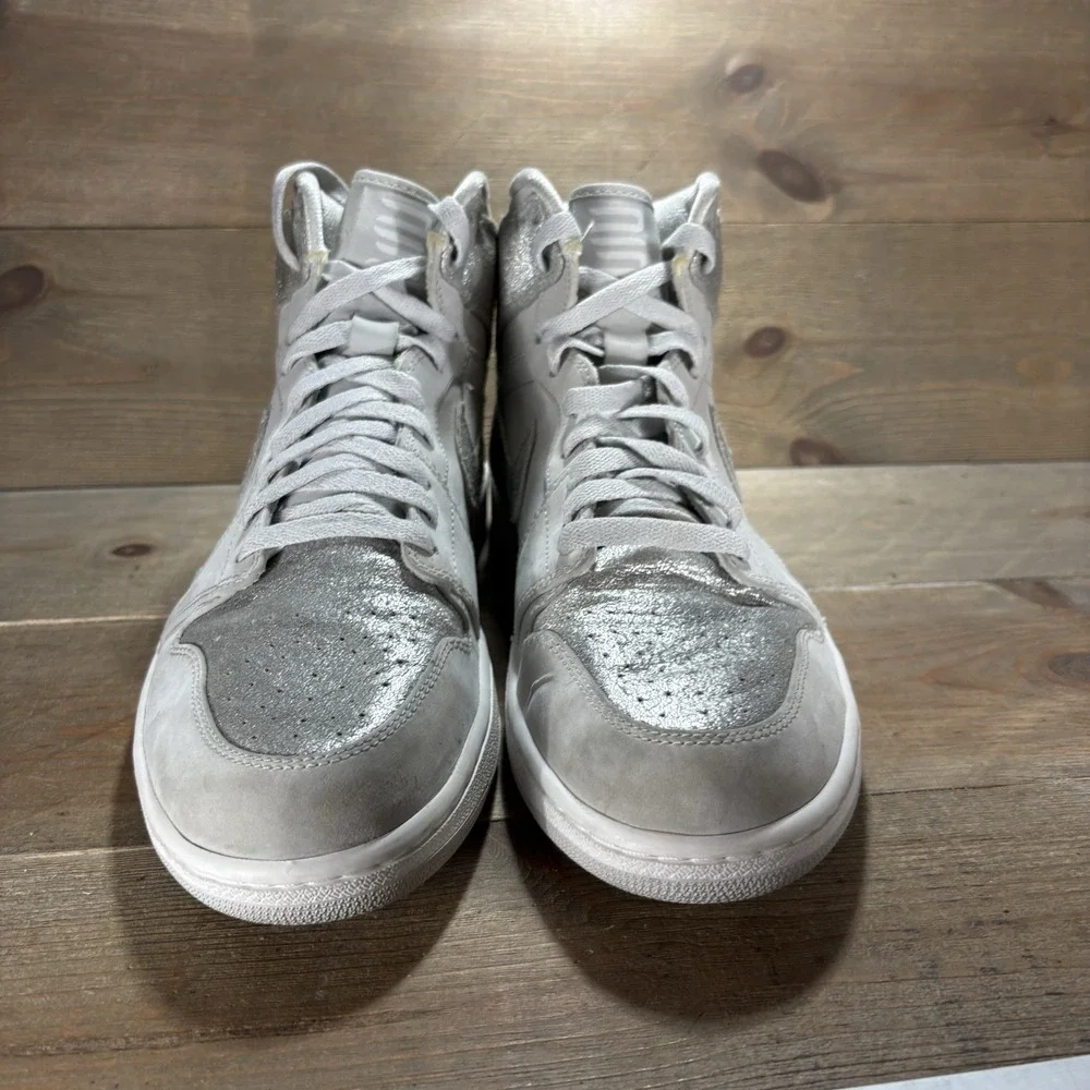 Nike Air Jordan 1 Retro Mens 12.5 shoes Silver Leather Anniversary sneakers